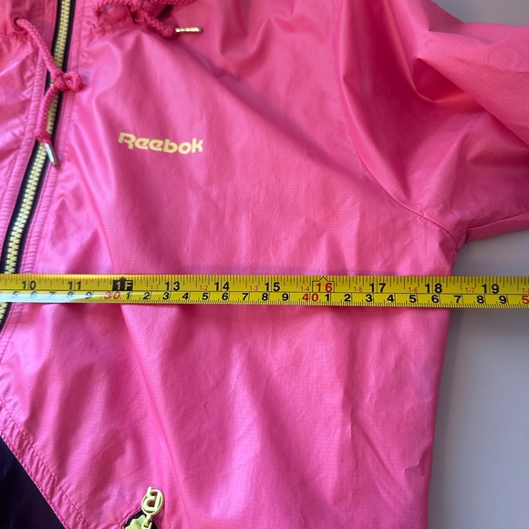 Reebok Vintage Pink and Red Zip Up Windbreaker Jacket - Picture 9 of 10